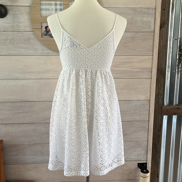 Express White Eyelet Dress XS - Picture 3 of 4